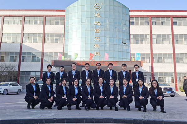 每小時(shí)產(chǎn)能2噸的小型雞糞有機(jī)肥成套設(shè)備有哪些?一套價(jià)格多少?