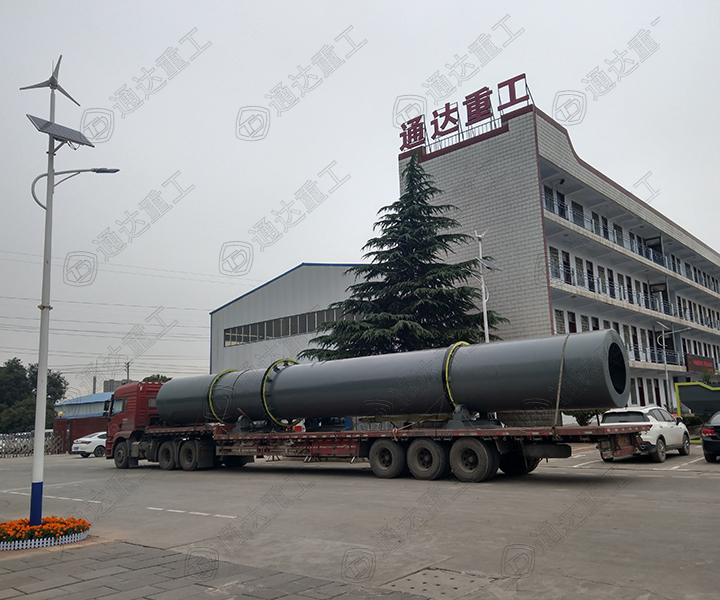 每小時(shí)產(chǎn)能2噸的小型雞糞有機(jī)肥成套設(shè)備有哪些?一套價(jià)格多少?