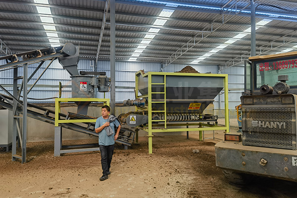 內(nèi)蒙古臨河10萬噸羊糞有機(jī)肥生產(chǎn)線價格多少錢?哪個廠家好?