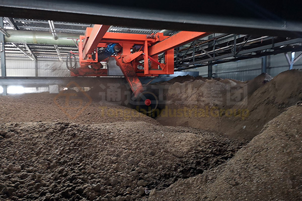 秸稈制作有機肥生產(chǎn)線流程工藝，秸稈有機肥生產(chǎn)線設備廠家哪家好