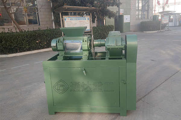  對(duì)輥造粒機(jī)