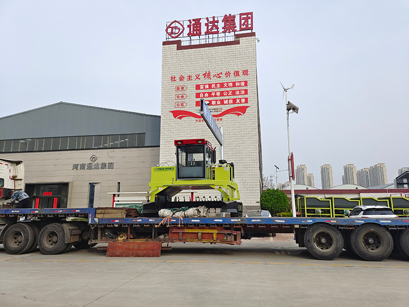 有機肥發(fā)酵翻拋機選購攻略，附常見類型詳細對比