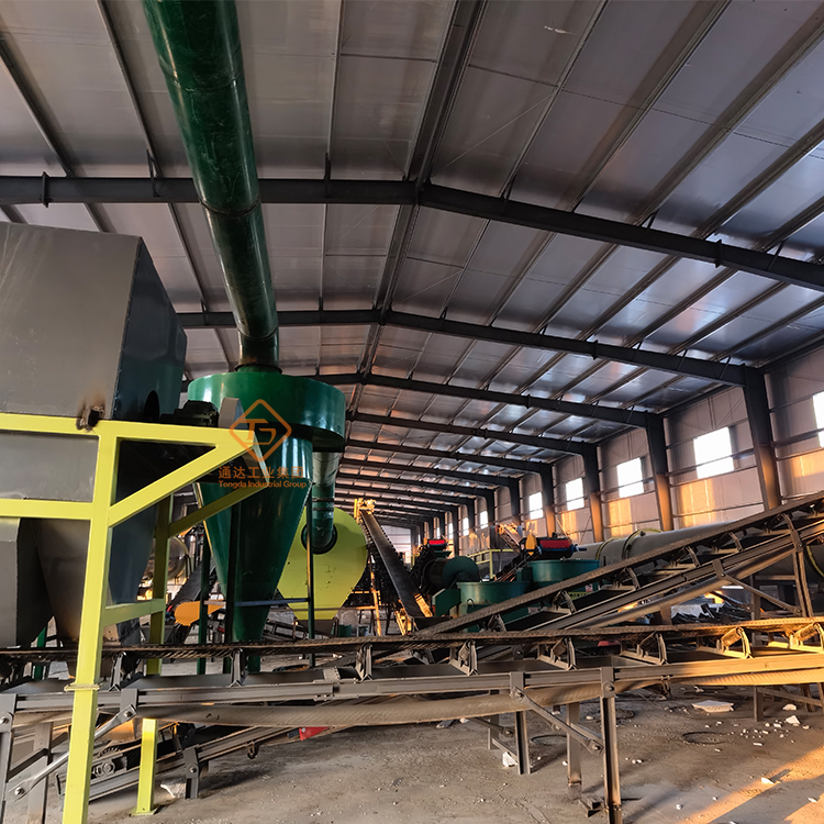 養(yǎng)1萬(wàn)頭牛，配套牛糞有機(jī)肥設(shè)備需要哪些? 